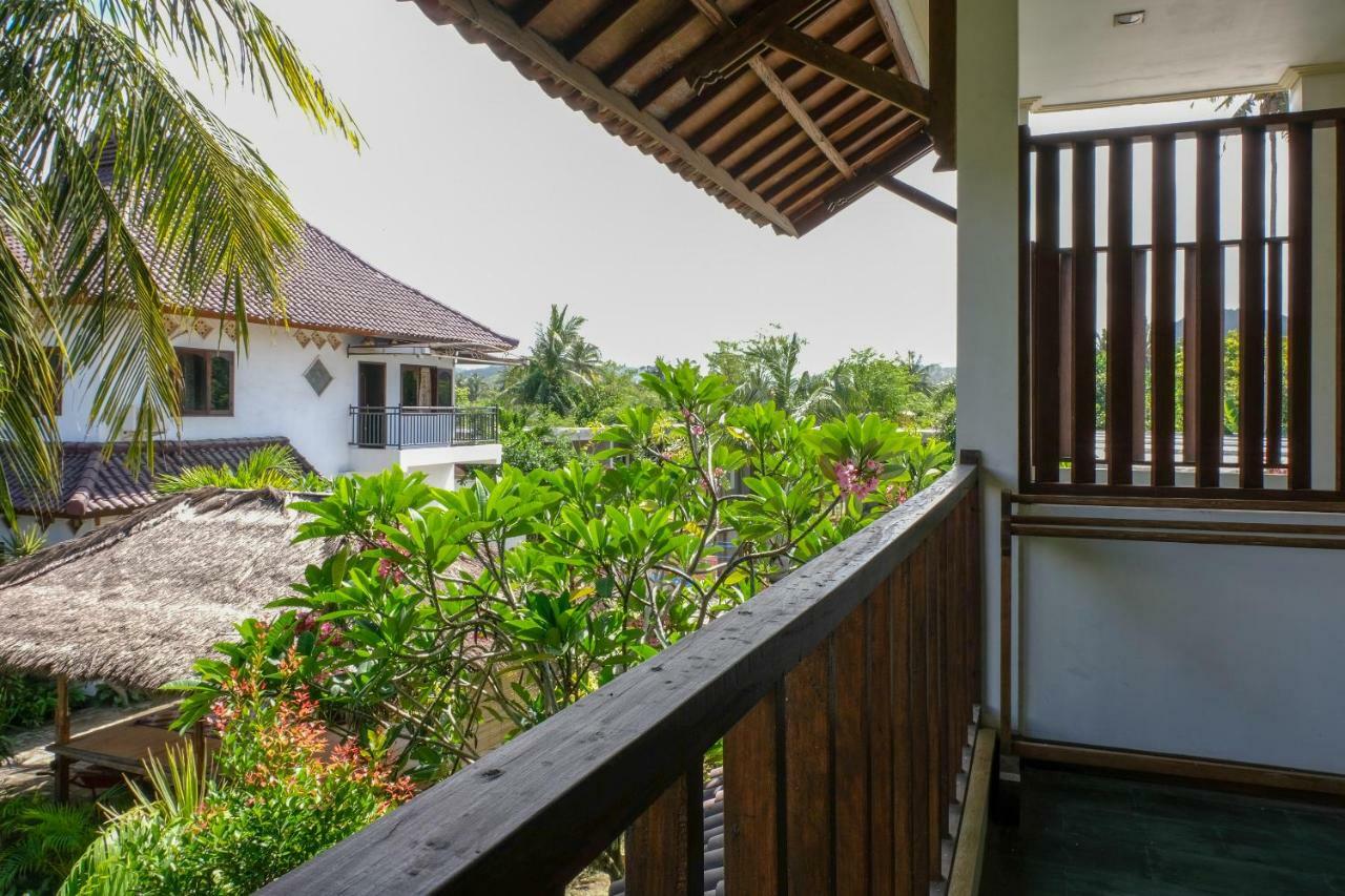Friends Beach Hotel Kuta  Eksteriør billede