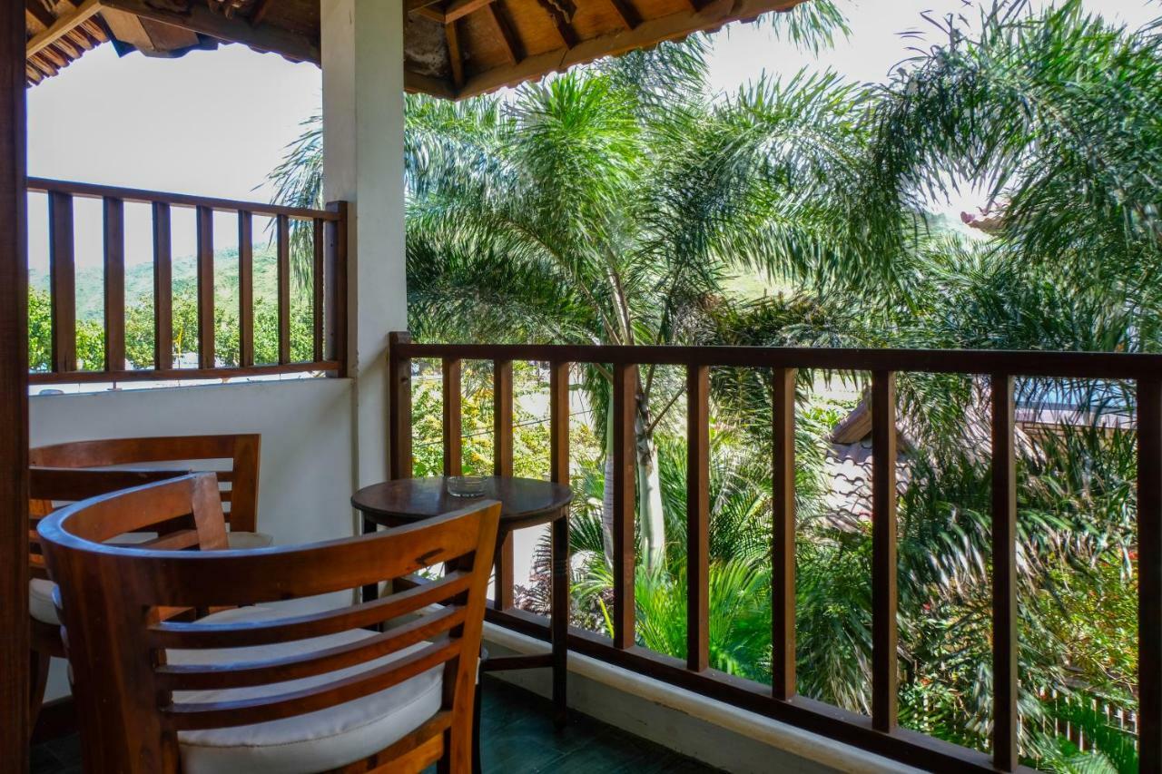 Friends Beach Hotel Kuta  Eksteriør billede